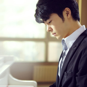 国产精品亚洲电影久久成人影院
